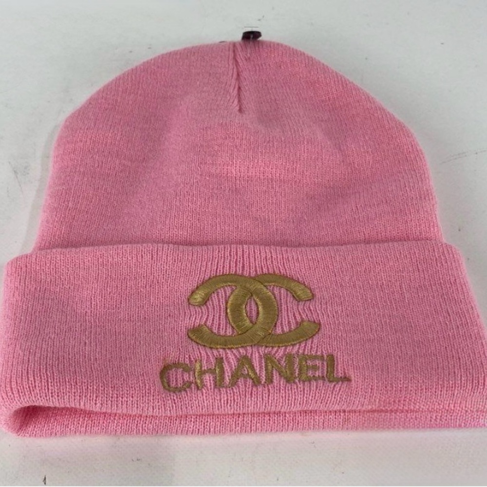 Chanel Pink/Gold beanie